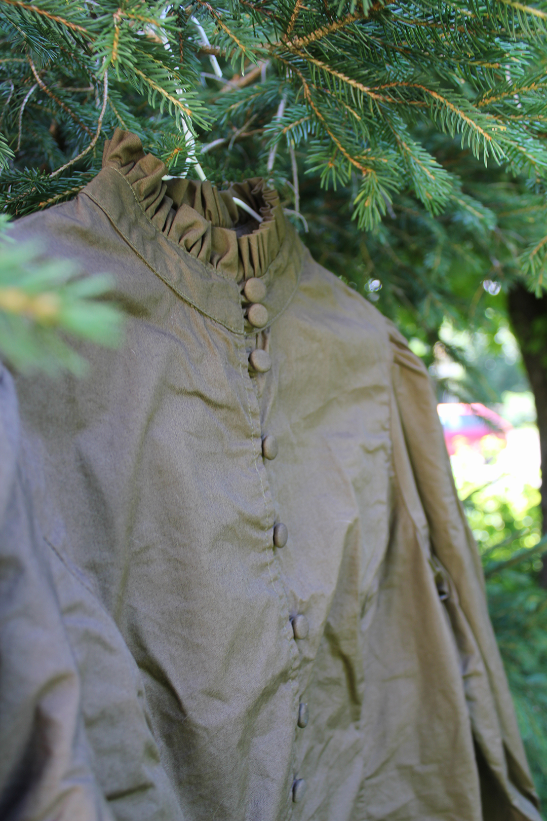 victorian crop shirt