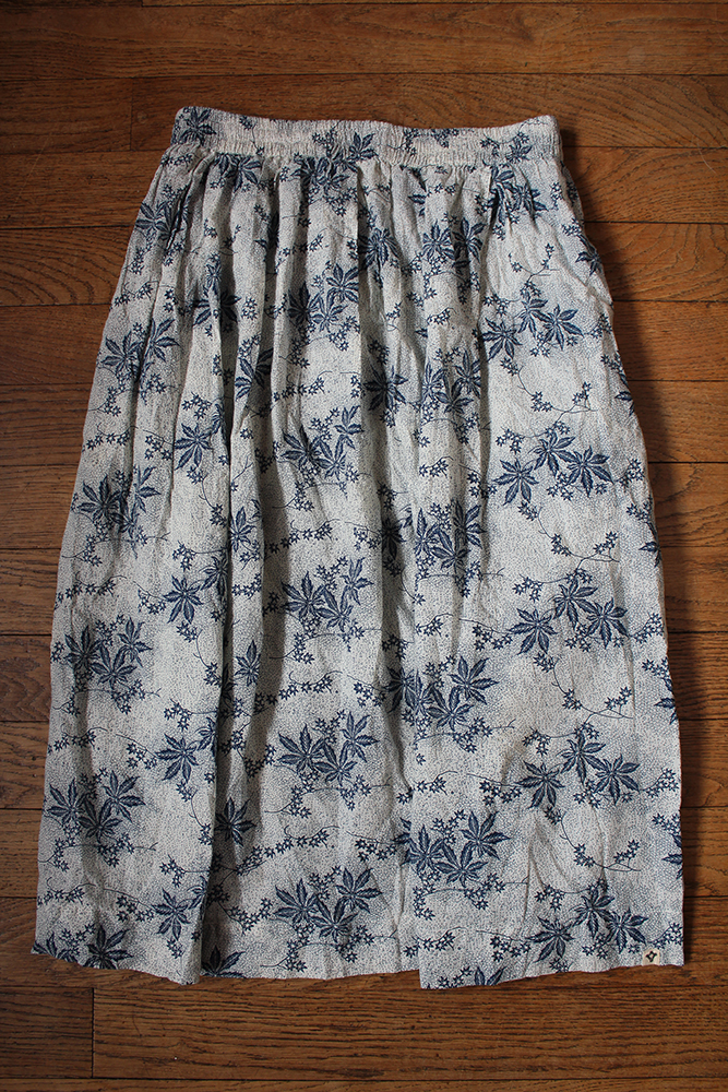 floral skirt with elastic waistband